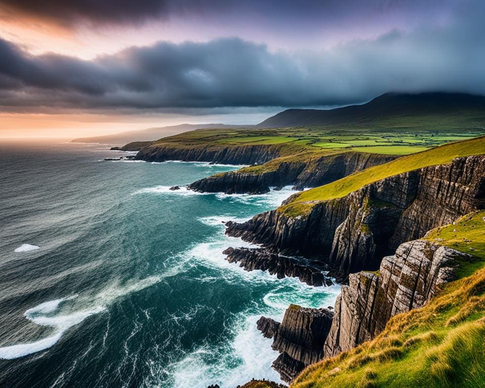 Ring of Kerry, Cliffs of Moher, Bru na Boinne, mystische Landschaften Irlands